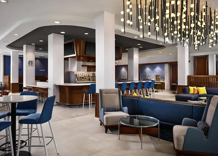 Courtyard By Marriott San Diego Mission Valley/ Circle
