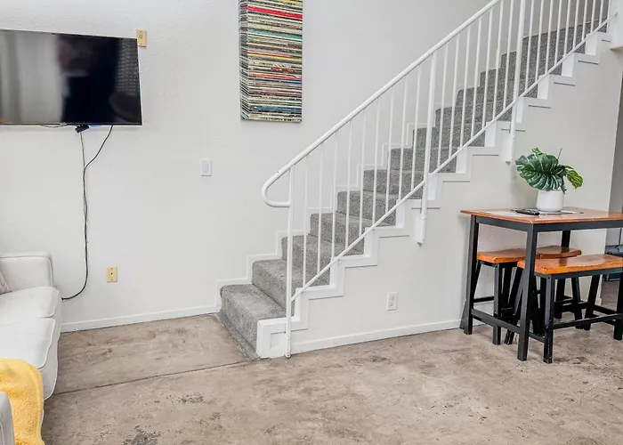 Apart hotel: Little Italy Modern Lofts
