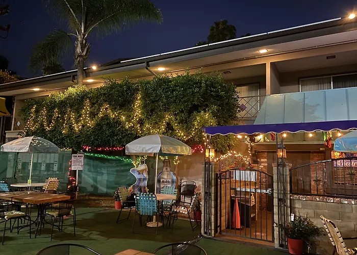 Cheap hotel: Kings Inn